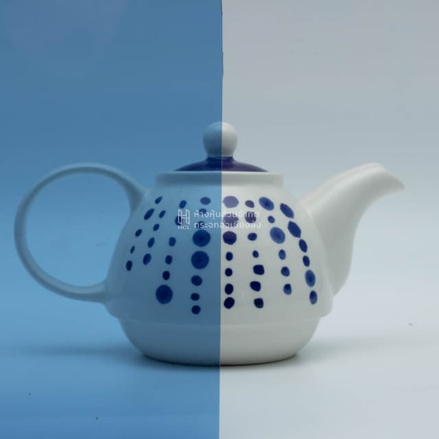 a tea kettle with and without darkgrey glass